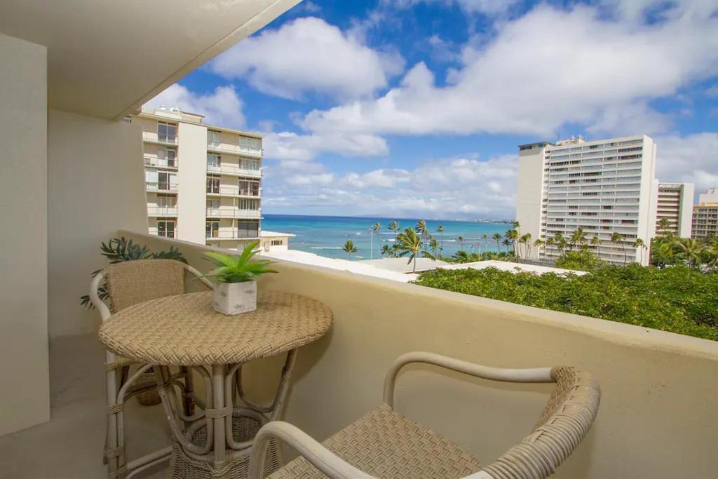 Diamond Head Beach Hotel Honolulu Exterior foto
